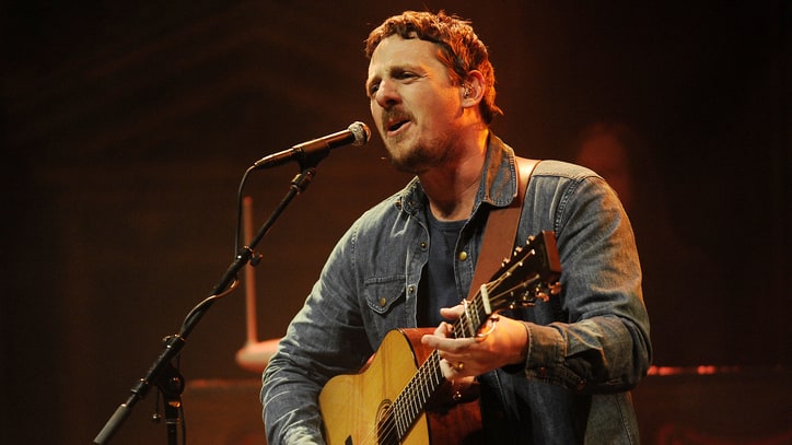 Sturgill Simpson Blasts ACM Over Merle Haggard Award