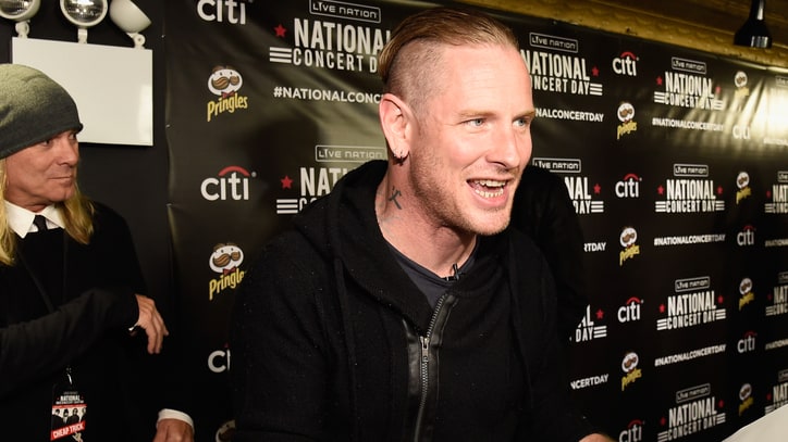 See Joan Jett, Corey Taylor, Cheap Trick Play Telephone Pictionary