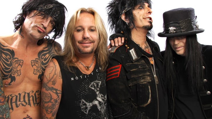 Watch Slash, Nikki Sixx Talk Motley Crue/GN'R Tour in 'It's So Easy' Clip