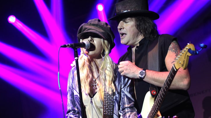 Richie Sambora and Orianthi Flirt With Country on New Album