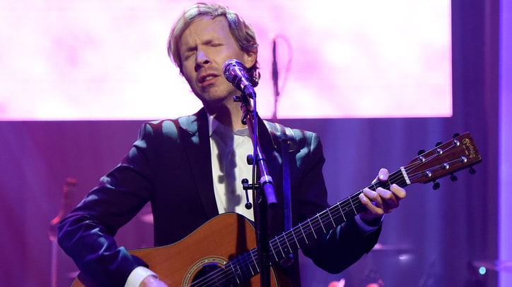 Beck Announces New Single 'Wow' With Instagram Snippets