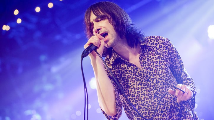 Primal Scream Singer Bobby Gillespie Injured in Stage Fall