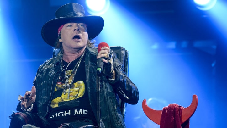 Axl Rose Issues Takedown Notice Over 'Fat Axl' Photo