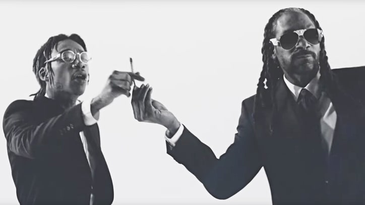 Watch Snoop Dogg, Wiz Khalifa Huff and Puff Through 'Kush Ups' Video