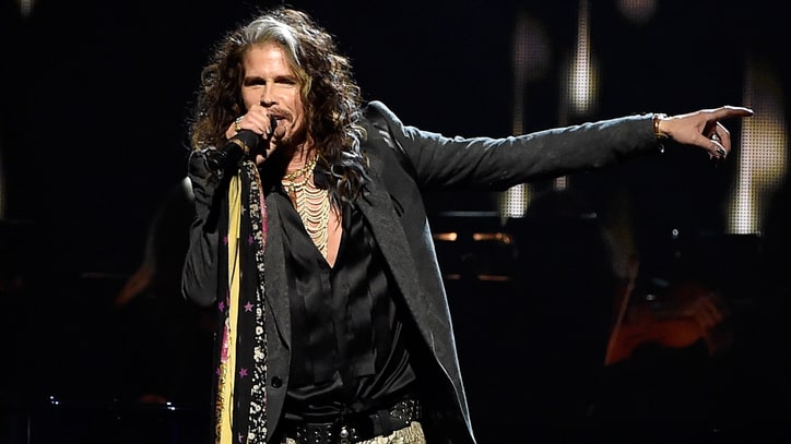 Steven Tyler Unveils First Solo Album, New Tour