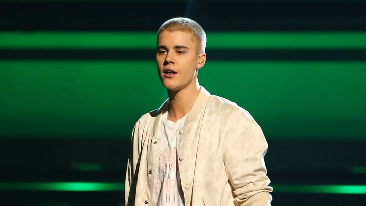 Watch Justin Bieber’s Emotional Tribute to Christina Grimmie