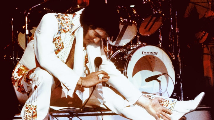 Hear Elvis' Rare 'She Thinks I Still Care' From Last Sessions