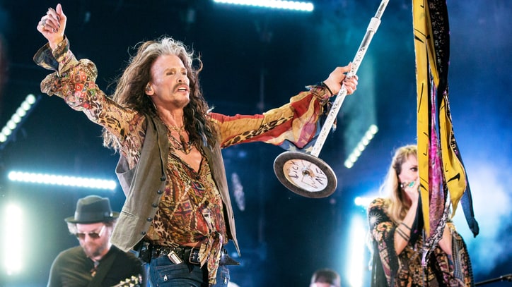 Steven Tyler Confirms Aerosmith 2017 Farewell Tour