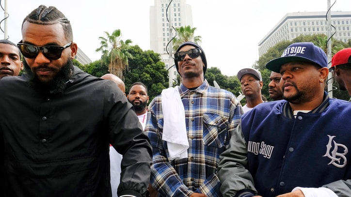 Snoop Dogg: 'Not Here to Bash Police, But to Communicate'