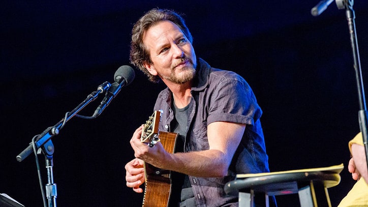 Watch Pearl Jam Perform 'Angel' for First Time Since 1994