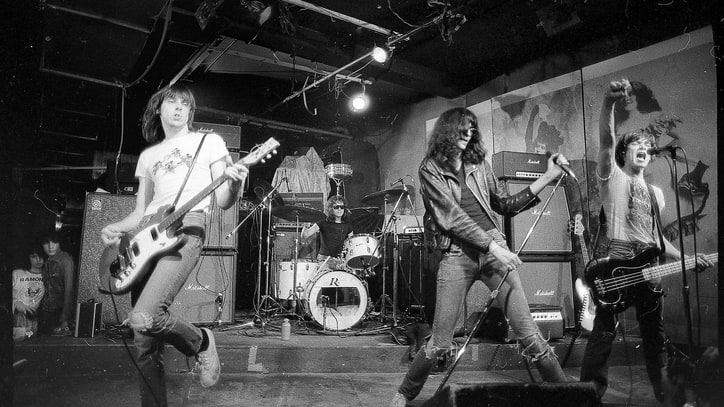 Hear Ramones' Rare Live 'Blitzkrieg Bop' From 1976