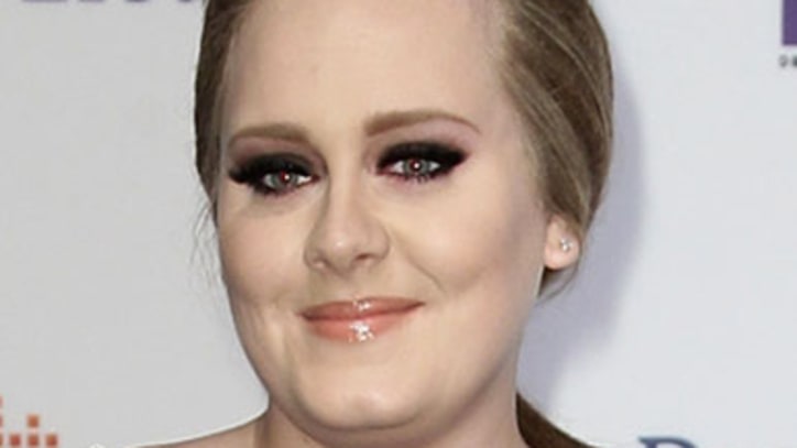 On the Charts: Adele Returns to a Familiar Perch
