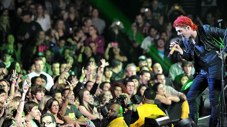 Photos: 2010 KROQ Almost Acoustic Christmas