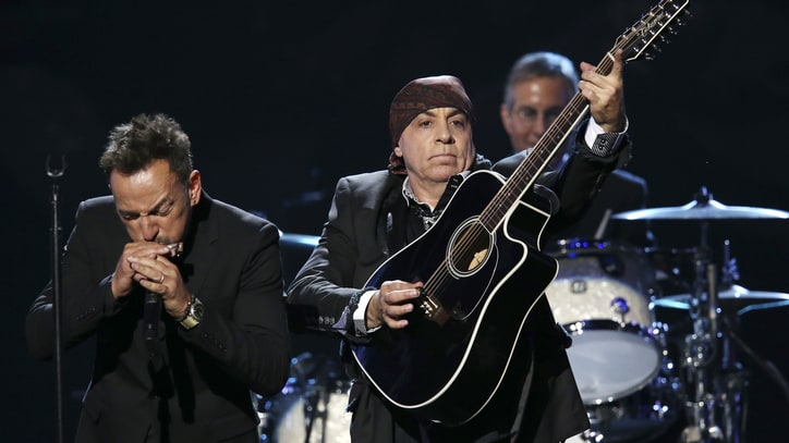 20 Best Moments at the Rock and Roll Hall of Fame 2014 Induction