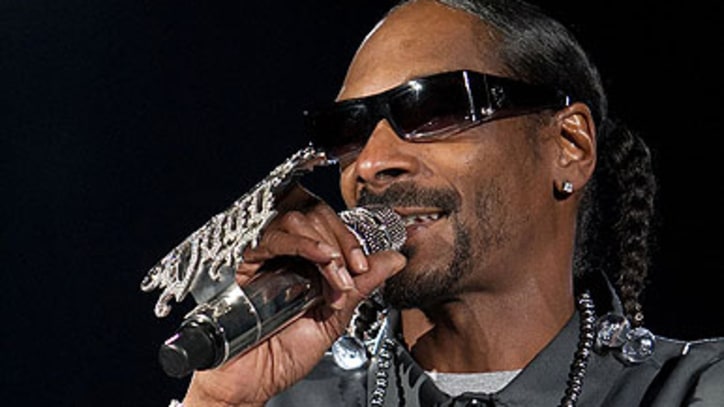 Snoop Dogg to Star in Family Sitcom