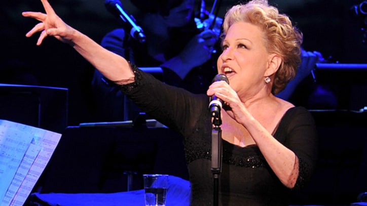 Bette Midler Sells Wardrobe for Charity