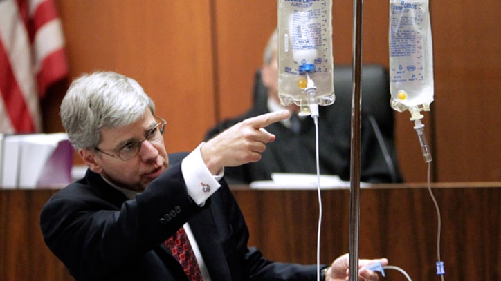 Doctor: Michael Jackson Could Not Have Given Himself Lethal Dosage