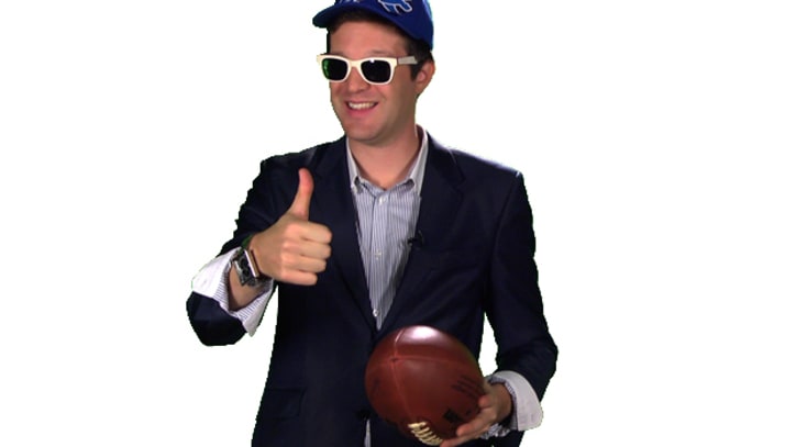 Mayer Hawthorne Plays His Own Halftime Show as Nickelback Alternative