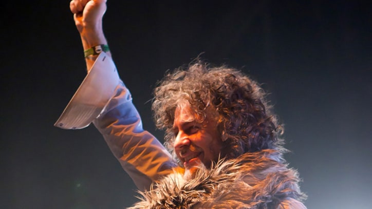 Bon Iver Confirmed for Flaming Lips Album