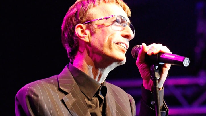 Robin Gibb Recovering from Liver Cancer