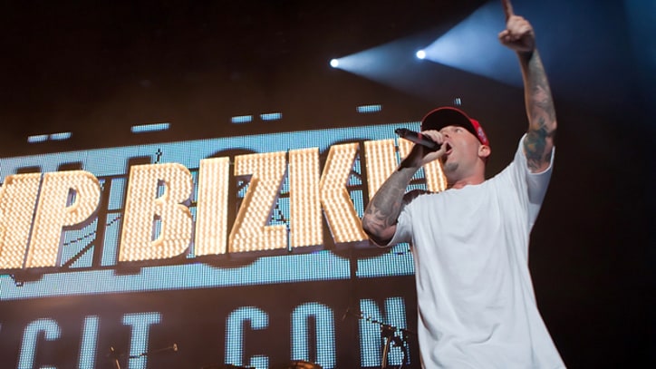 Lil Wayne: Cash Money Signs Limp Bizkit