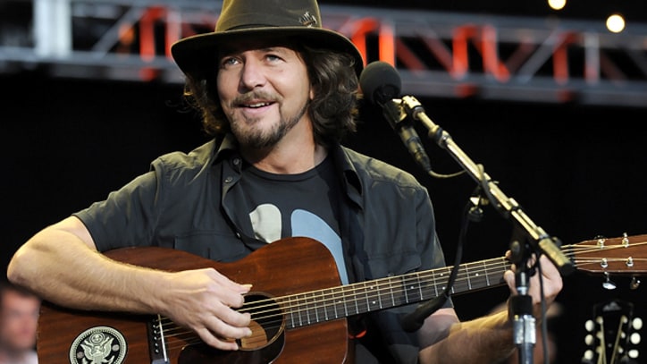 Exclusive Stream: Eddie Vedder's Mellow Solo Tune 'Skipping'