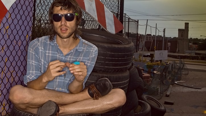 Album Premiere: PUJOL, 'United States of Being'