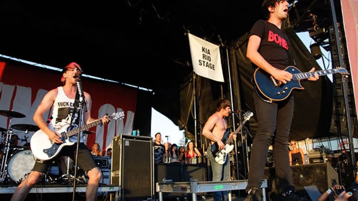 All Time Low Toast to L.A., Label Independence on New Album