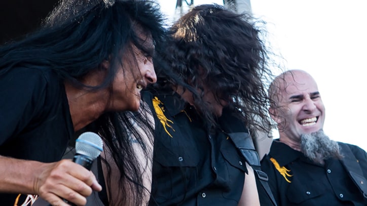 Metal, Mosh Pits and Bonfires Hit San Bernardino on First Day of Mayhem Fest