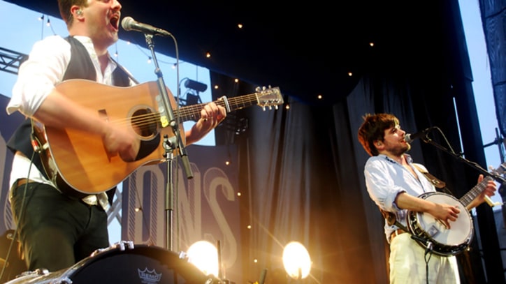 Mumford & Sons Stomp Through Maine at Summer Festival Kickoff