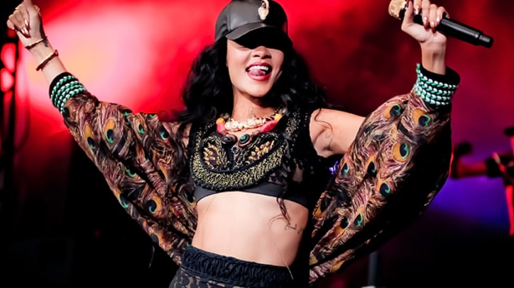 Rihanna Tells Oprah She and Chris Brown 'Still Love Each Other'