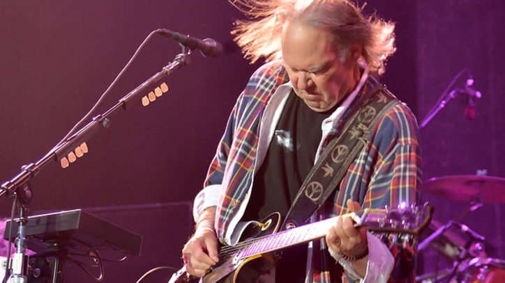 Neil Young and Crazy Horse Reveal Album Release Date, Tracklist