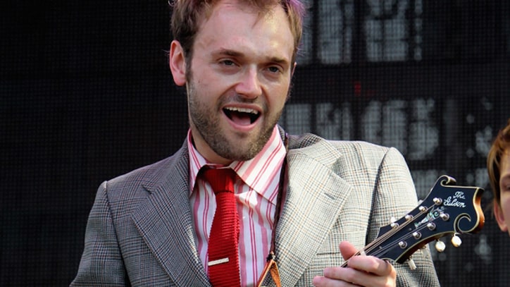 Punch Brothers Leader Chris Thile Wins MacArthur 'Genius Grant'