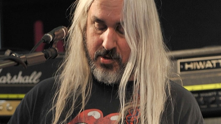 Dinosaur Jr. Leader Says He Nearly Joined Nirvana Twice