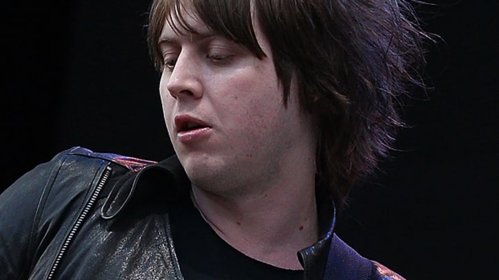 Vines Singer Accused of Assaulting Parents, Injuring Cop