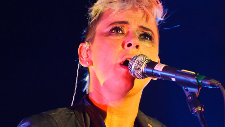 Cat Power Postpones European Tour