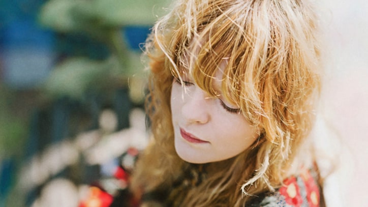 'Night Faces' by Jessica Pratt - Free MP3
