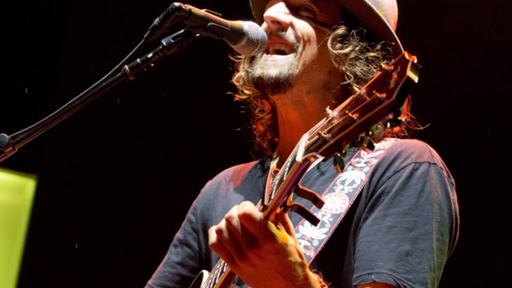 Jason Mraz Tapped for Milestone Concert in Myanmar