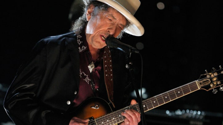 Dylan Records Surprise 'Modern Times' Follow-Up