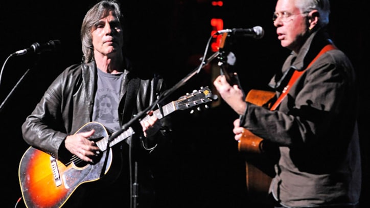 Jackson Browne and Common Unite to Bring Leonard Peltier Home