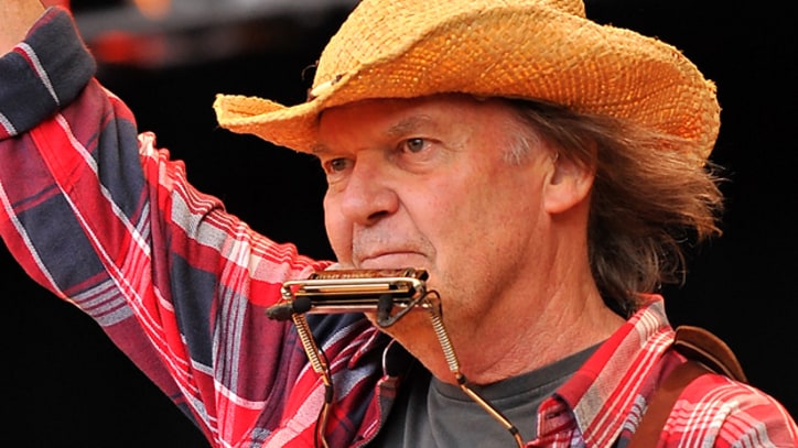 Neil Young's Pono Plans Take Shape With New Trademarks