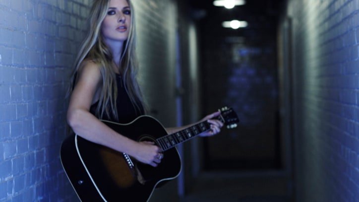 Holly Williams Follows Family's Americana Tradition on 'The Highway'