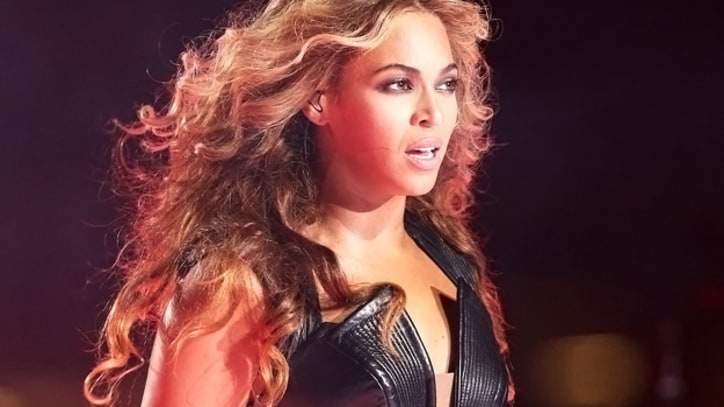 Beyonce Rocks Super Bowl Halftime Show With Destiny's Child