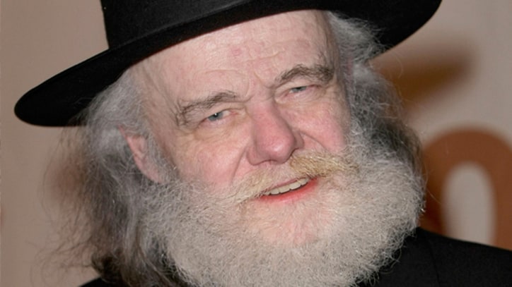 Garth Hudson's Belongings Sold Off at Garage Sale