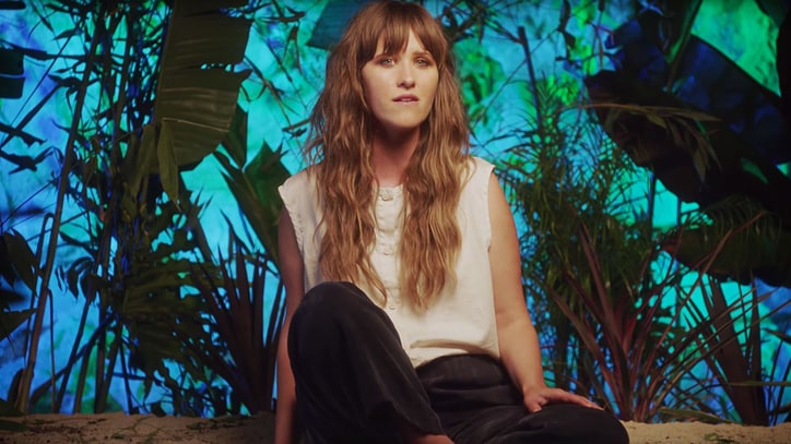 Hear Dirty Projectors' Amber Coffman Make Ethereal Solo Debut