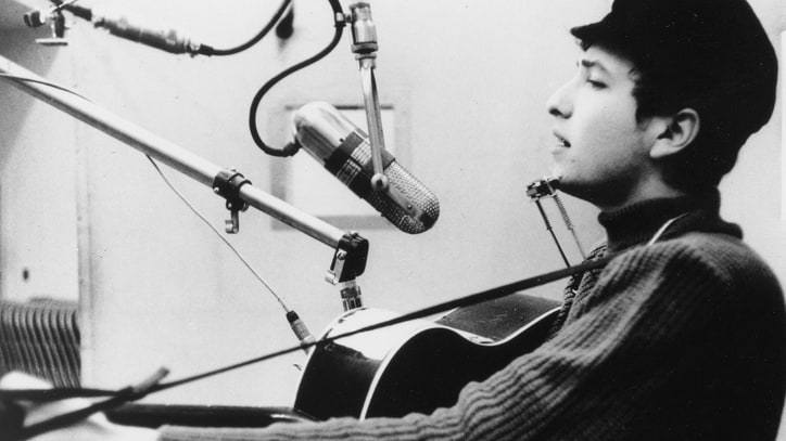 Bob Dylan's Handwritten Lyrics to 'Wisconsin' Song Head to Auction