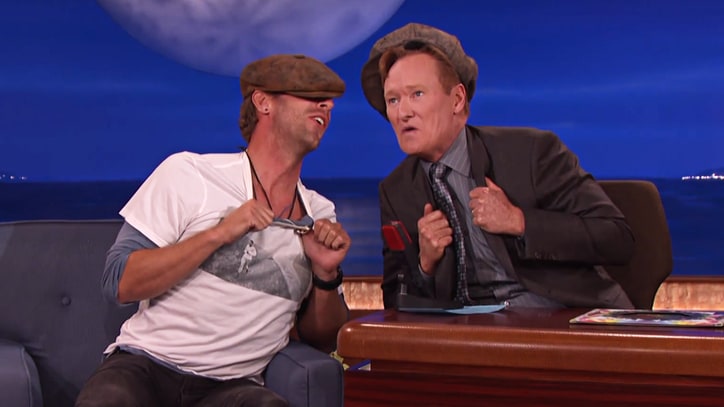 Watch Chris Martin, Conan Sing Coldplay's 'Yellow' in Cockney Accents
