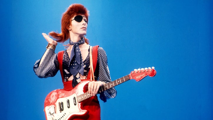 Watch David Bowie's 'Rebel Rebel' Performed by 1,000 People