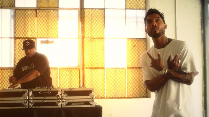 Watch Miguel, DJ Premier's Romantic '2 Lovin U' Video