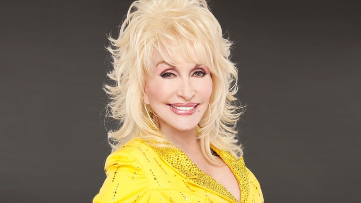 Review: Dolly Parton Is Tasteful, Often Ageless on 'Pure & Simple'